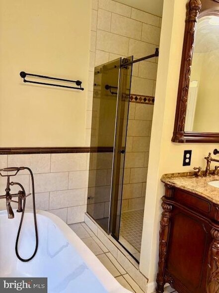 Building Photo - 9008 Doris Dr