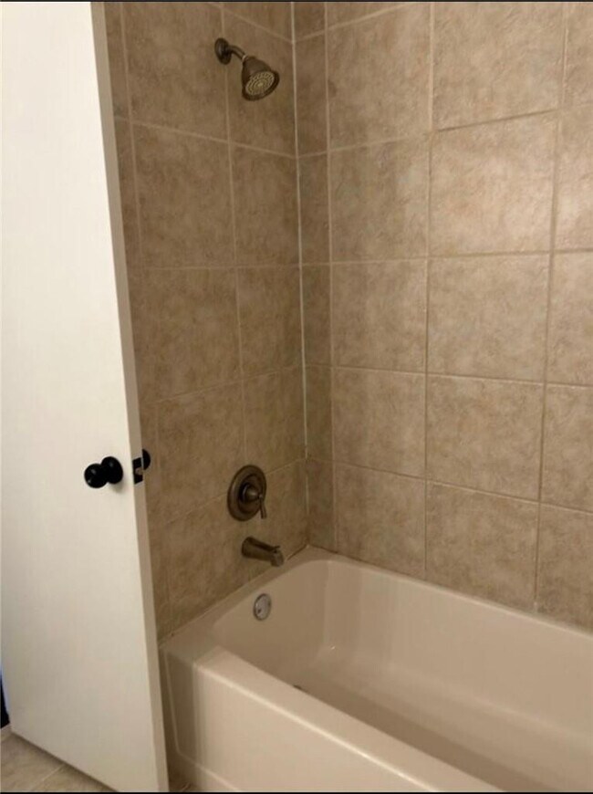 Building Photo - 2801 N 34th Ave