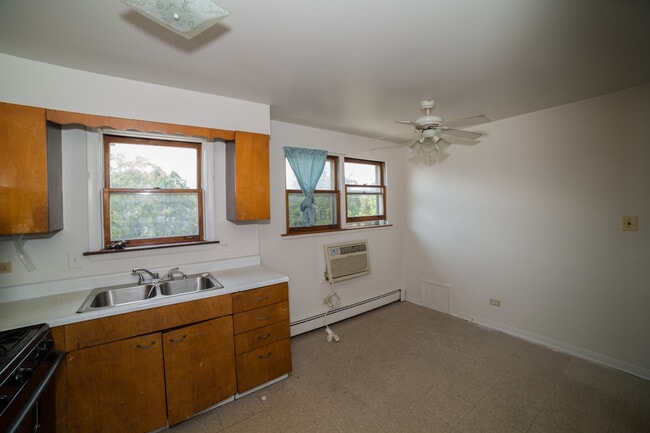 Building Photo - 2149 135th Pl