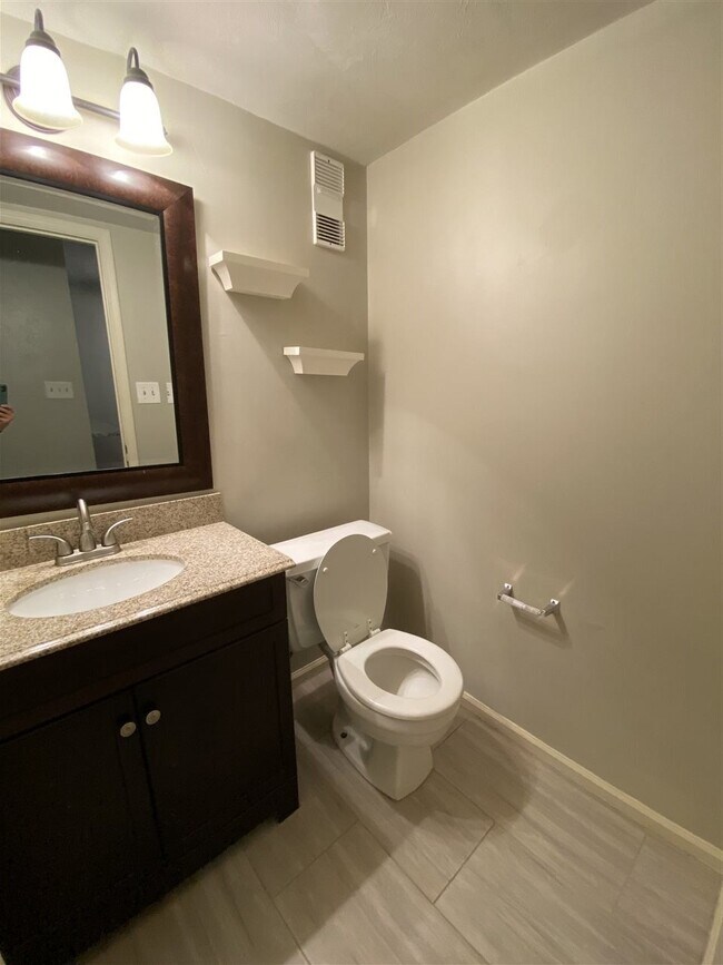 Building Photo - 2265 Green Timbers Trail