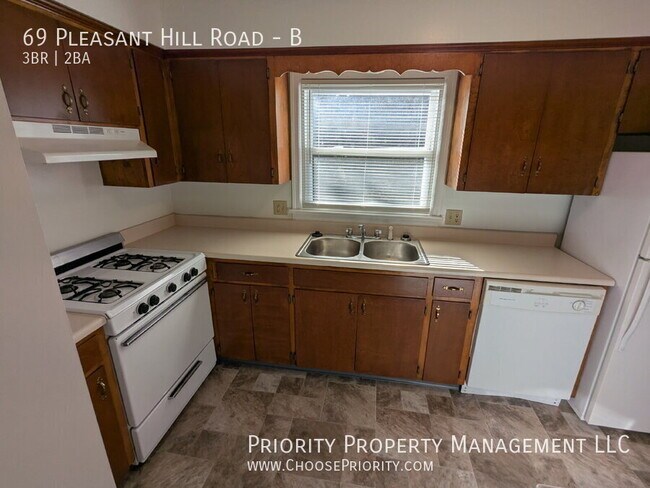 Building Photo - 69 Pleasant Hill Rd