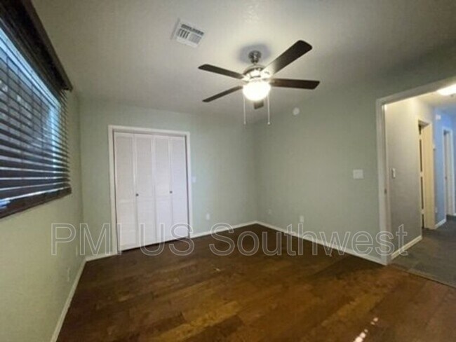 Building Photo - 1394 Mirada Dr