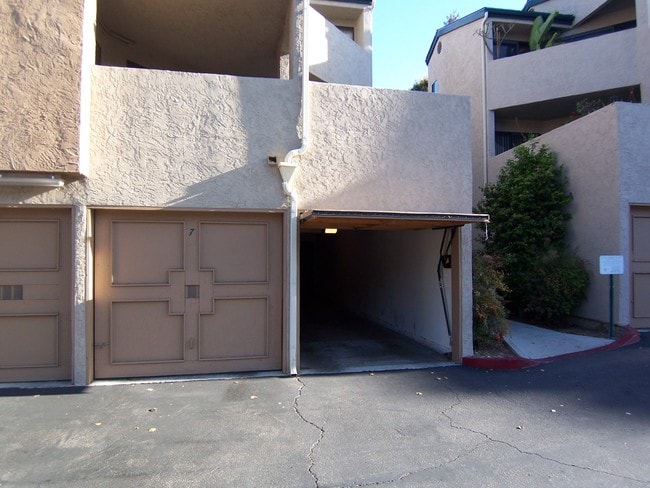 Primary Photo - 9721 Mesa Springs Way