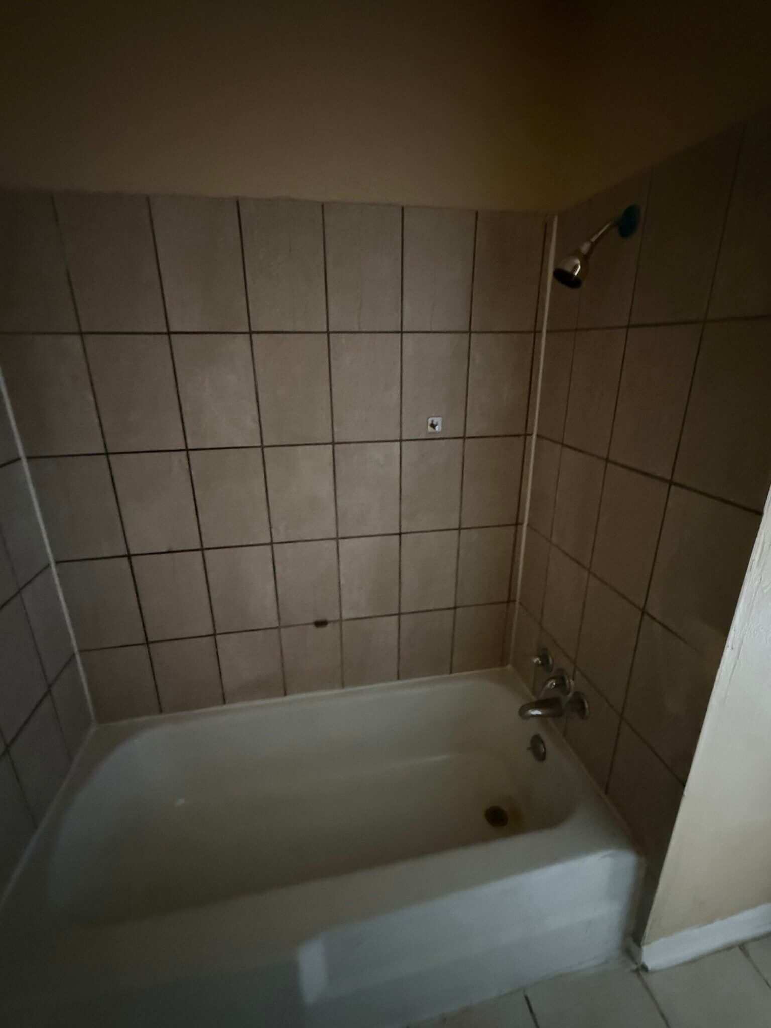 Building Photo - 5605 Pickfair St