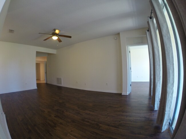 Building Photo - 4555 SW 52nd Cir