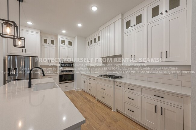 Building Photo - 6875 Garden Trail Ave