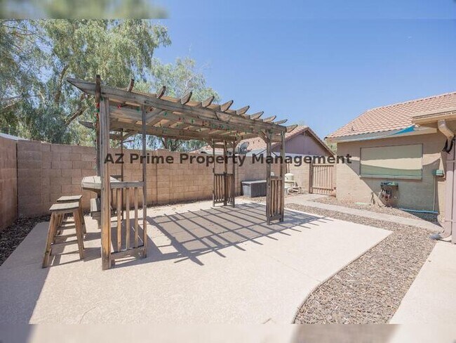 Building Photo - 1143 N Sailors Way