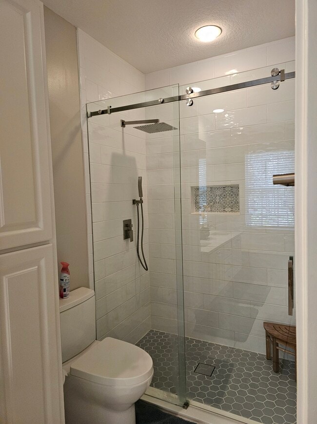 Building Photo - 9309 Northlake Pkwy