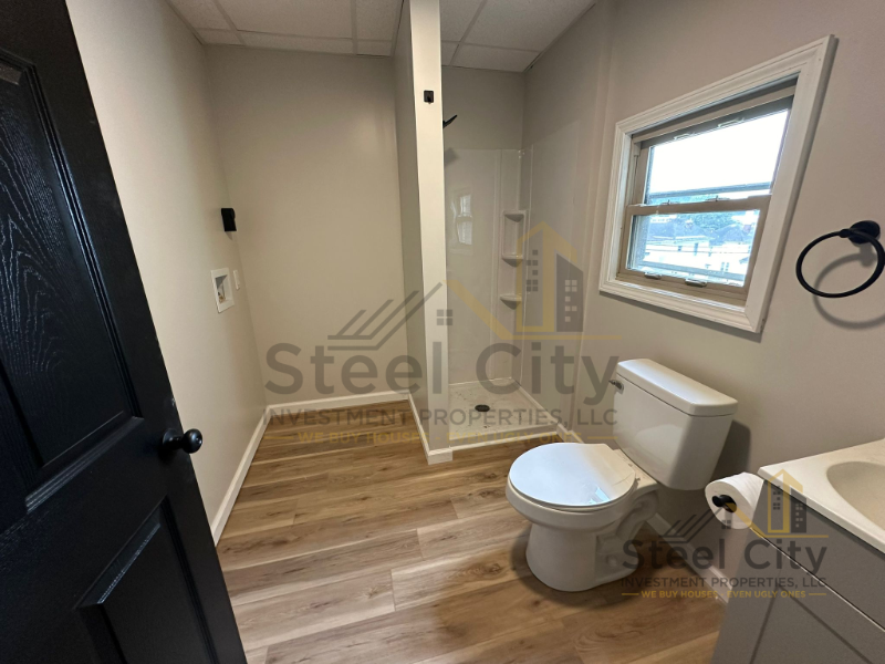 Building Photo - 434 N 7th St