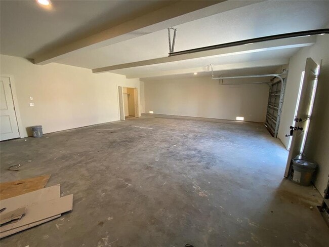 Building Photo - 4020 Avenue N 1/2 Rear