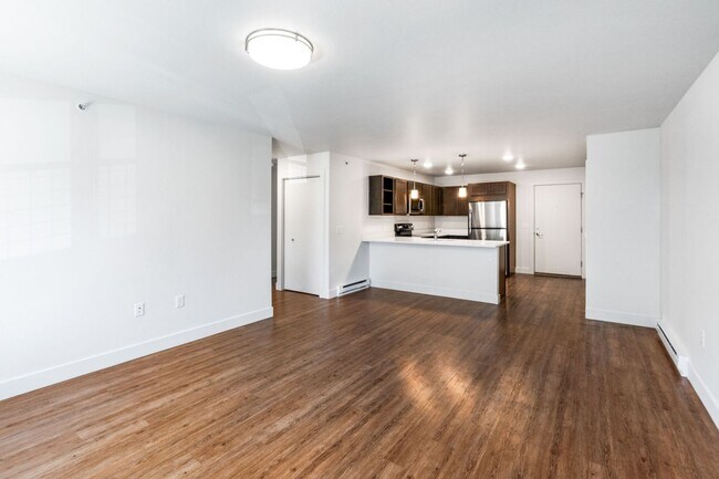 Building Photo - Explorer Units-2 Bedroom 1 Bathroom *Rent ...