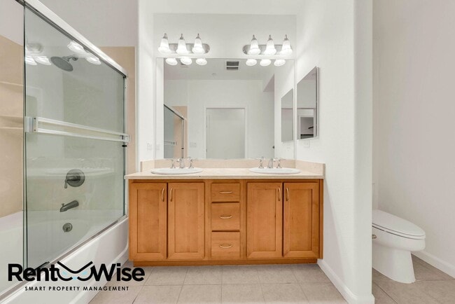 Building Photo - 1388 Broadway