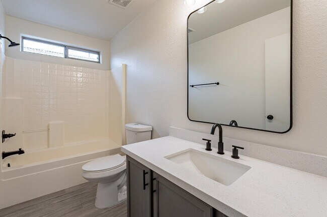 Building Photo - 338 N 152nd Dr