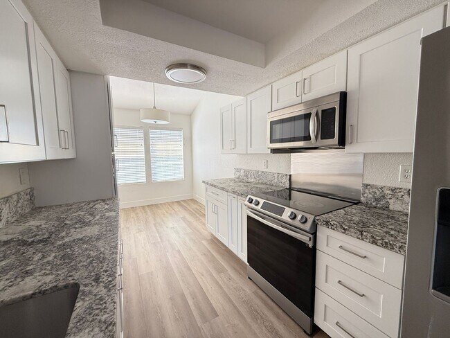 Building Photo - Villa Estados 3 Bedroom for rent!