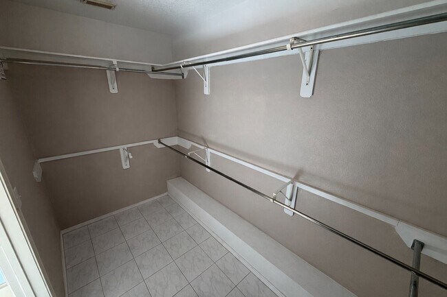 Building Photo - 10307 Sugarbridge Trail