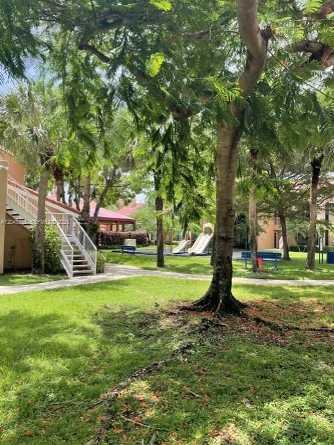 Building Photo - 10500 SW 155th Ct