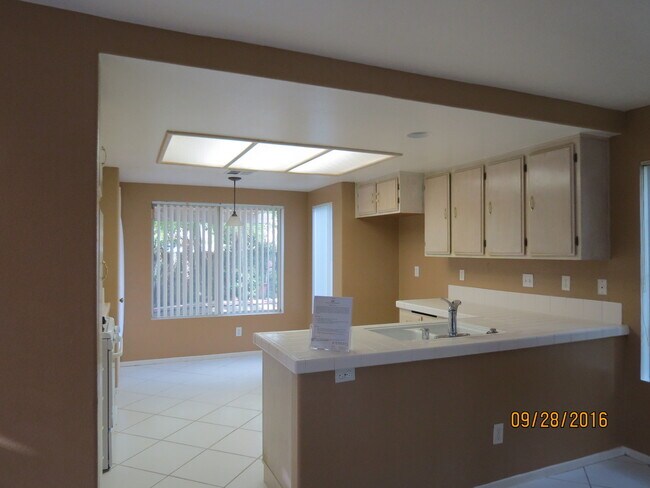 Building Photo - Beautiful Oasis-High Ceiling- Tile and Car...