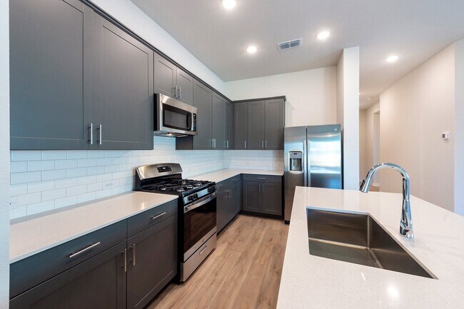 Building Photo - 16903 Solomons Plume Ln