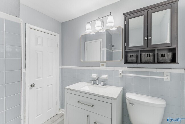 Building Photo - 4808 Bluehaven Dr NW
