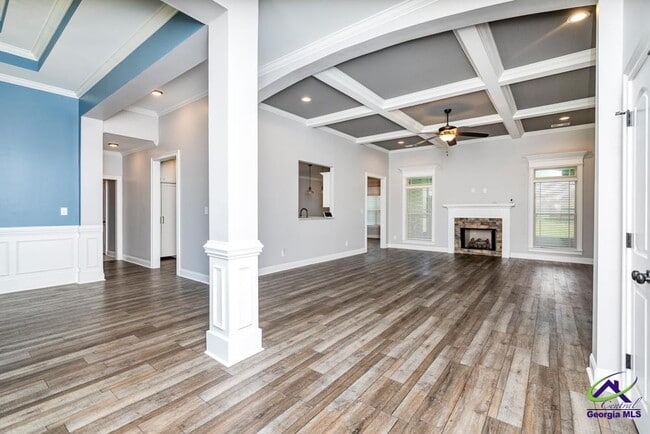 Building Photo - 1052 Chattahoochee Dr.