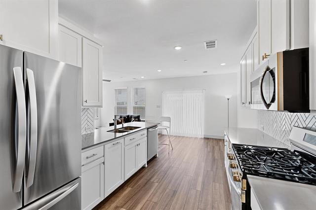 Building Photo - 1371 Hill Country Pl