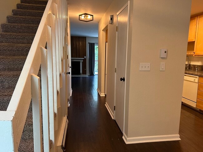 Building Photo - 500 National Ave N