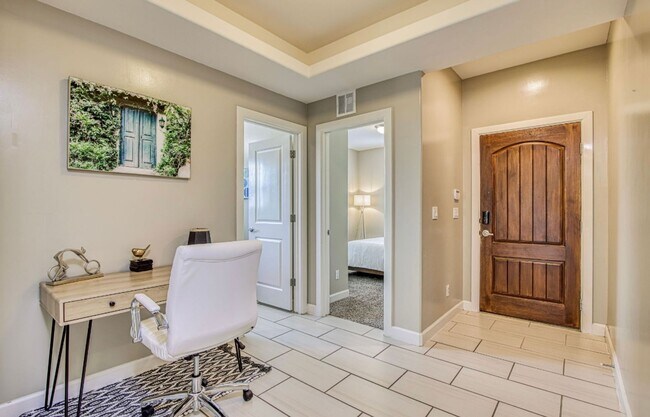 Building Photo - Furnished Eastside Beautiful 3 bed/2 baths for RENT Utilities & Wi-Fi INCLUDED