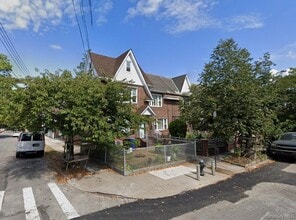 Building Photo - 160-01 84th Rd