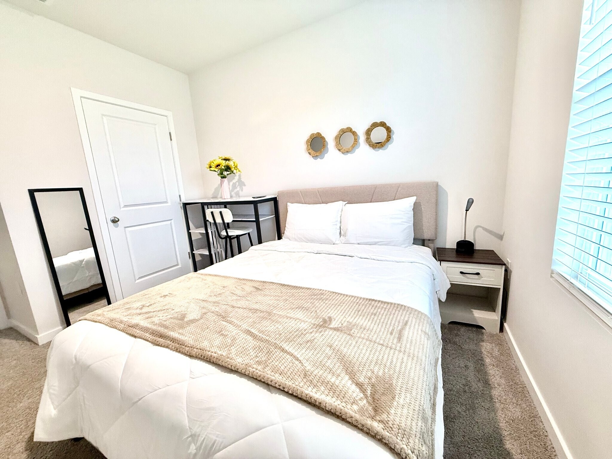 Building Photo - 8417 Everly Preserve Dr