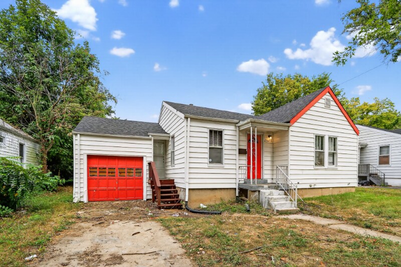 Building Photo - 2525 Tyrell Dr