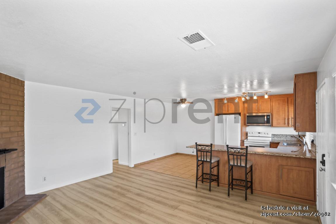 Building Photo - 1231 Juniper Dr