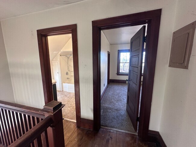 Building Photo - 1315/1317 Cleveland Avenue