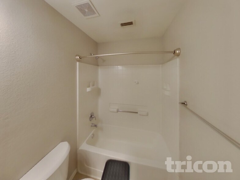 Building Photo - 2965 Misty Ridge Ln