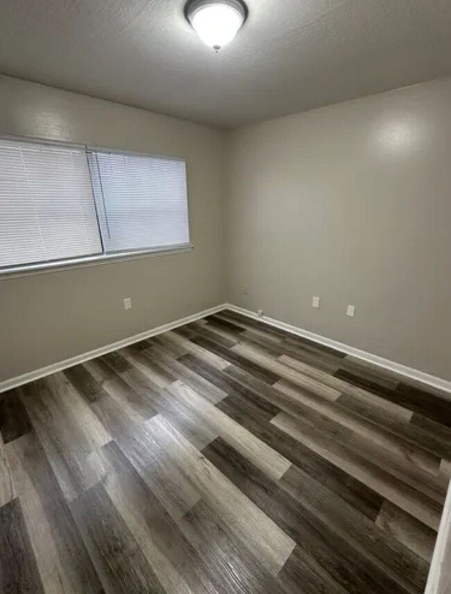 Building Photo - 3397 Morningside Dr
