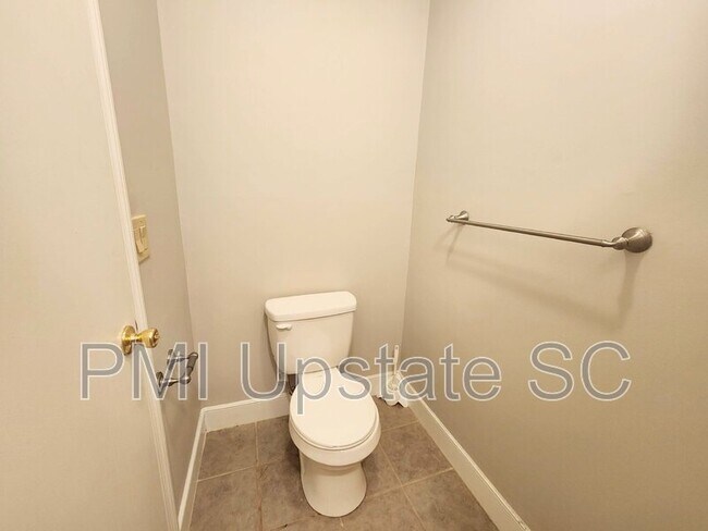 Building Photo - 3106 Bethel Rd