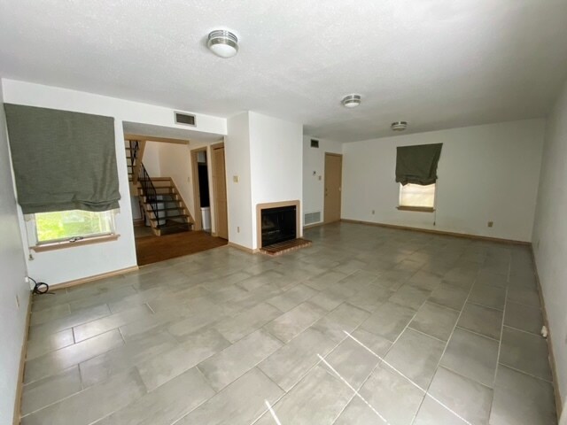 Building Photo - 5417 Constance St