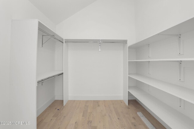 Building Photo - 1405 Ridge Ave