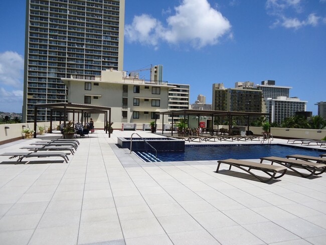 Building Photo - Aloha Lani 1 Bedroom, 1 Bath, 1 Covered Parking Apt in Waikiki