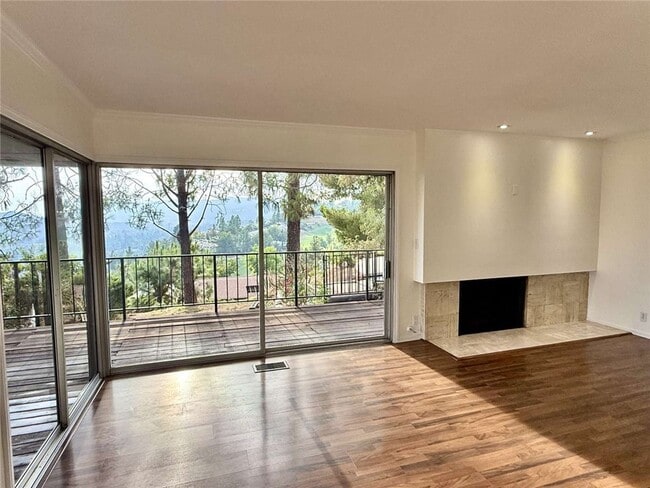 Building Photo - 490 Starlight Crest Dr