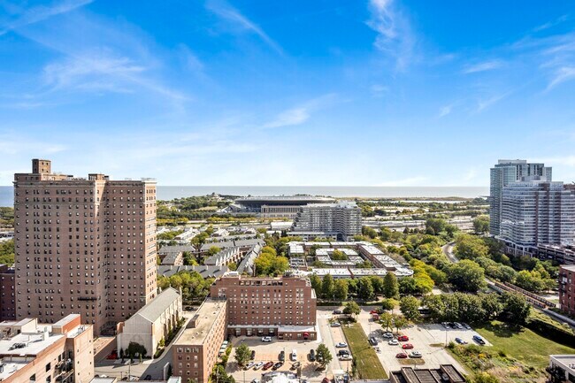 Building Photo - 1464 S Michigan Ave