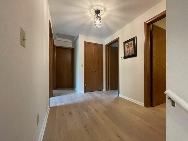 Building Photo - 6211 Fisher Ln