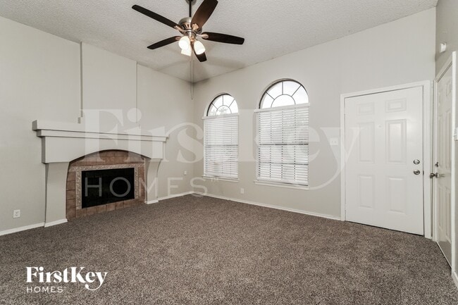 Building Photo - 5934 Burning Sunrise Dr