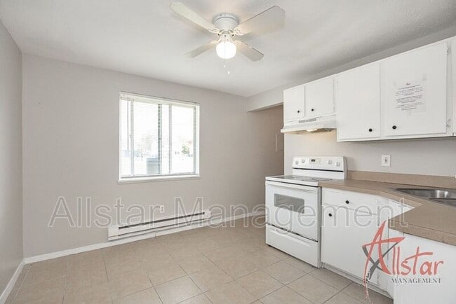 Building Photo - 1297 Fillmore Cir