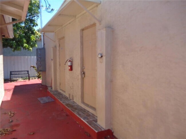 Primary Photo - 2204 Atlanta St