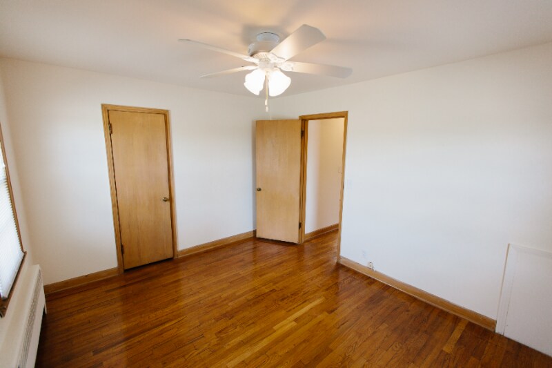 Building Photo - 608 N 90th St