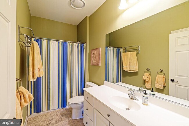 Building Photo - 47333 Middle Bluff Pl