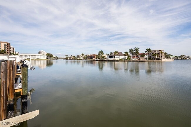 Building Photo - 10475 Gulf Shore Dr