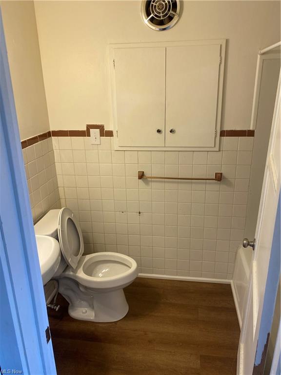 Building Photo - 326 Orr St