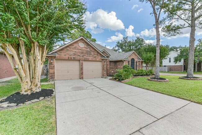 Building Photo - 15002 Chestnut Falls Dr