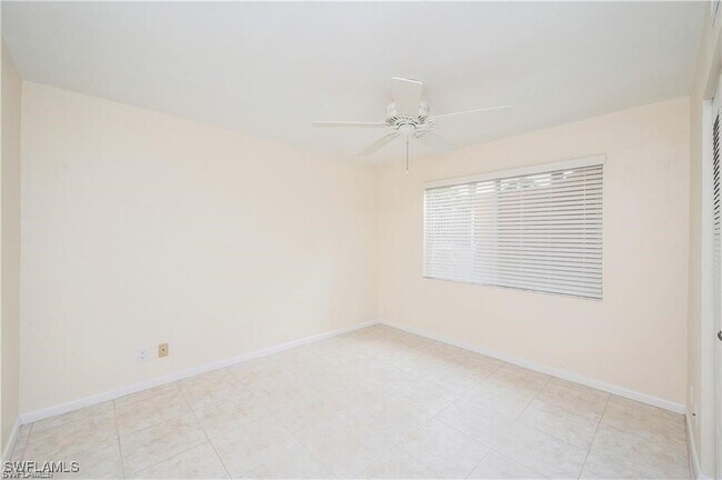 Building Photo - 4130 Looking Glass Ln